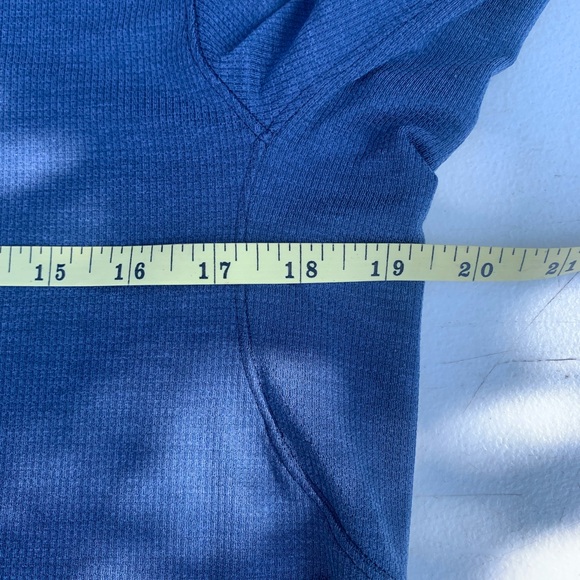 NWT Lululemon men's long sleeve t-shirt size Medium. - Picture 6 of 7